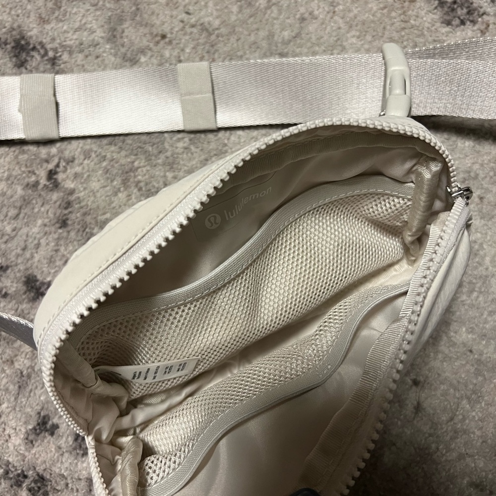 Lululemon Belt Bag - Picture 2 of 2